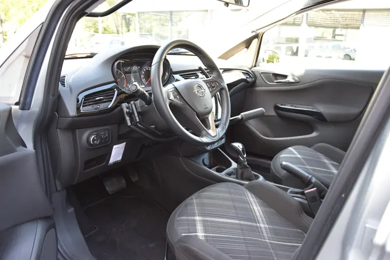Opel Corsa 1.4 Edition Automaat | Org. NL | BOVAG Garantie | Aangepast Voor Mindervalide Handgas + Handrem | Achteruitrijcamera | 16'' Velgen+All Season Banden | Cruise Control | afbeelding 9