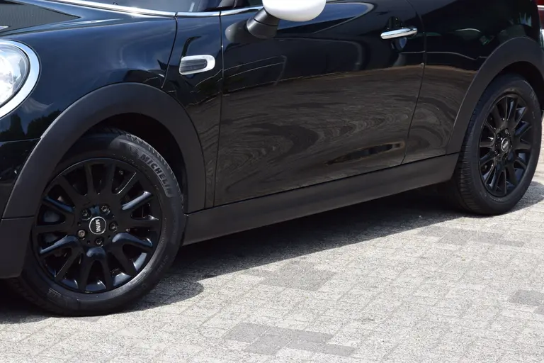 MINI Mini 1.2 One Business | Org. NL | BOVAG Garantie | Navigatie | Bluetooth Telefoonverbinding | Cruise Control | Airco | 15'' Velgen | Multifunctioneel Stuurwiel | afbeelding 14