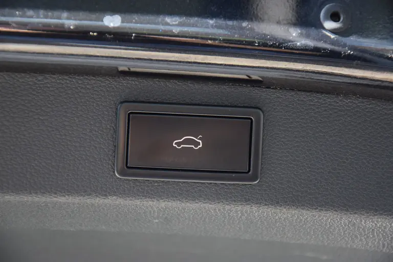 Skoda Kodiaq 1.5 TSI 150PK Sportline Business DSG Automaat | Org. NL | BOVAG Garantie | Trekhaak |  Virtual Cockpit | Stoelverwarming | Camera | 20'' Velgen | Adaptive Cruise Control | Elektrische Kofferklep | afbeelding 35