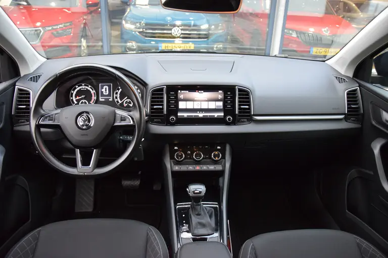 Skoda Karoq 1.5 TSI 150PK ACT Ambition Business DSG Automaat | NL-Auto | BOVAG Garantie | Trekhaak | Cruise & Climate Control | Navigatie | PDC Voor&Achter | Apple Carplay/ Android Auto | afbeelding 6