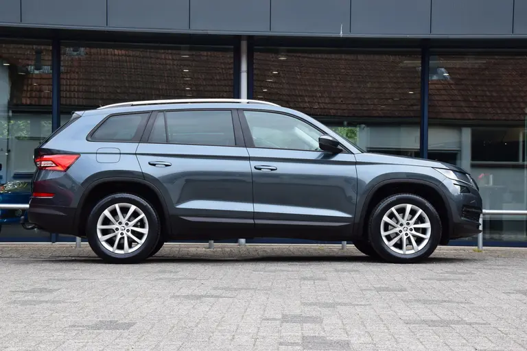 Skoda Kodiaq 1.5 TSI 150PK Business Edition DSG Automaat | Org. NL | BOVAG Garantie | Trekhaak | Achteruitrijcamera | Virtual Cockpit | Full LED | 18'' Velgen | Apple Carplay/Android Auto | afbeelding 5