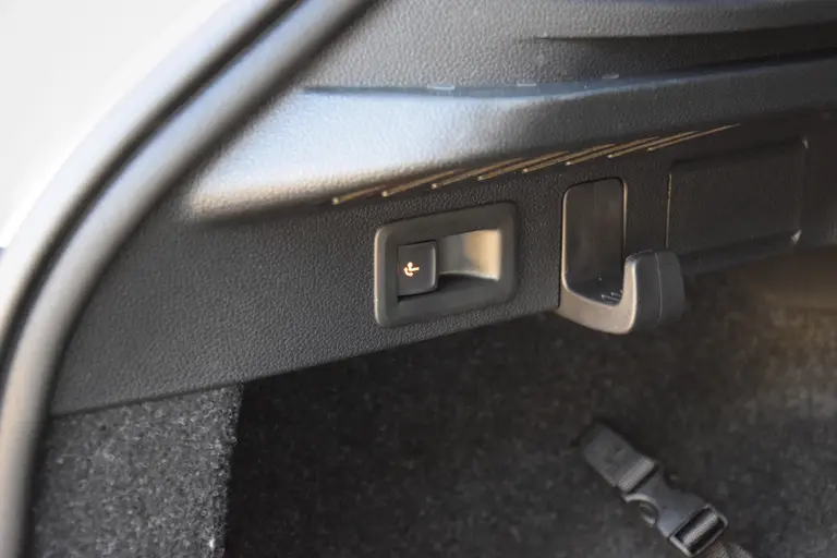 Skoda Kamiq 1.0 TSI 111PK Sport Business | Org. NL | BOVAG Garantie | Trekhaak | Virtual Cocpit | Sportstoelen | Cruise&Climate Control | PDC Achter | Apple Carplay/ Android Auto | afbeelding 30