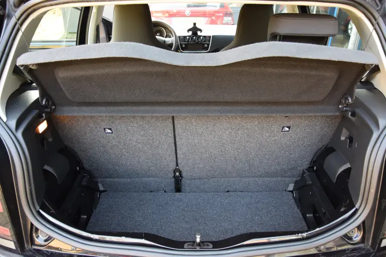 Volkswagen up! 1.0 BMT move up! | Org. NL | BOVAG Garantie | Airco| Bluetooth Telefoonverbinding | 15'' Velgen | All Season Banden | LED Dagrijverlichting | afbeelding 27