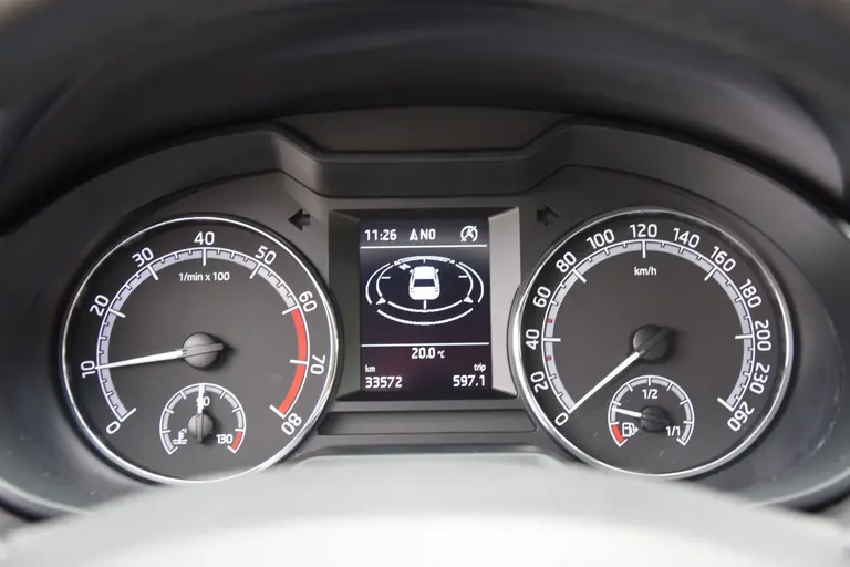 Skoda Octavia Combi 1.0 TSI 116PK Business Edition | Org. NL |  BOVAG Garantie | Navigatie | Achteruirijcamera | Cruise&Climate Control | PDC Achter | Apple Carplay/Android Auto | afbeelding 14
