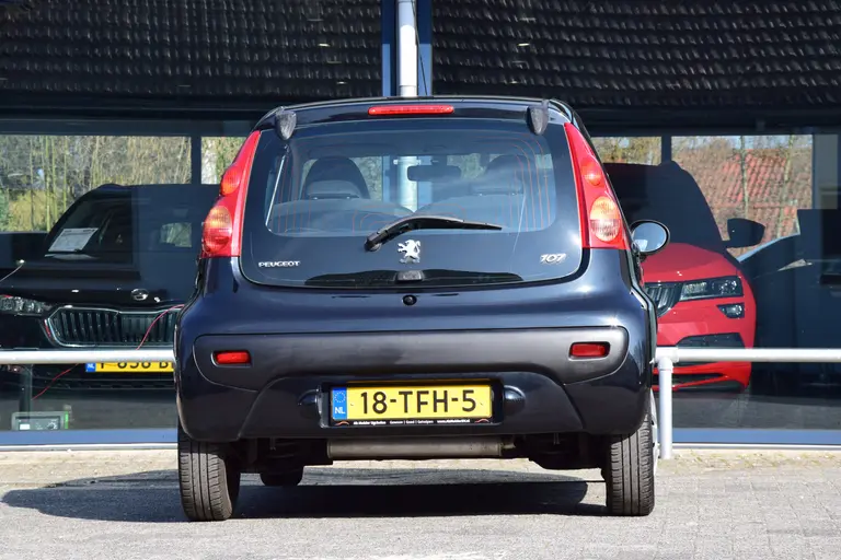 Peugeot 107 1.0-12V XS 5Deurs | Org. NL | 1e Eigenaar | APK 1-2026 | Airconditioning | Elektrische Ramen | Centrale Deurvergrendeling | Toerenteller | afbeelding 12