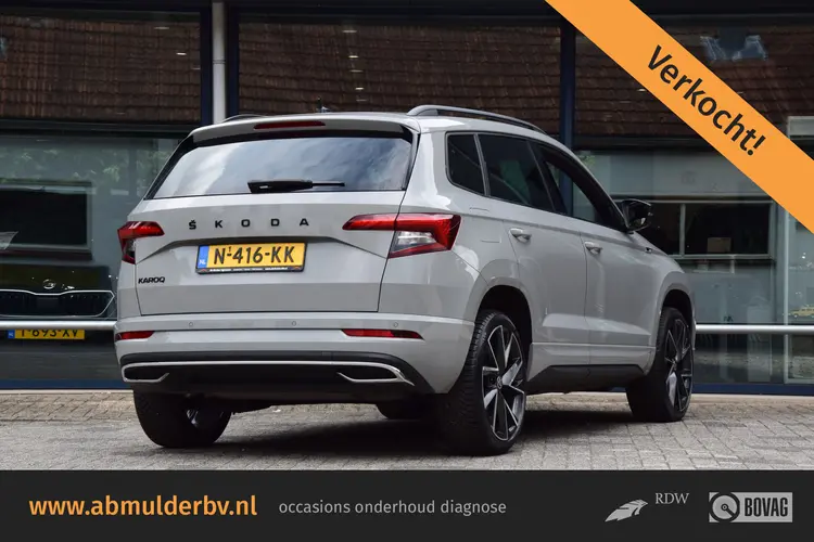 Skoda Karoq 1.5 TSI 150PK ACT Sportline Business DSG Automaat | BOVAG Garantie | Vitrual Dashboard | Adaptive Cruise Control | Apple Carplay/Android Auto | Stoelverwarming | Voorruit verwarming |