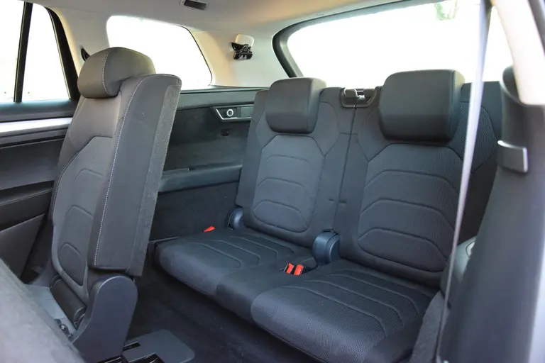Skoda Kodiaq 1.5 TSI 150PK TSI Business Edition 7p (7 Persoons) DSG Automaat | Rijklaar incl. BOVAG Garantie | Achteruitrijcamera | Virtual Cockpit | Adaptive Cruise Control | 17'' Velgen | afbeelding 10