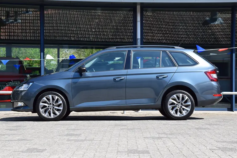 Skoda Fabia Combi 1.0 96PK TSI Business Edition | Org. NL | BOVAG Garantie | Apple Carplay/Android Auto | 16'' Velgen | PDC Achter | LED Dagrijverlichting | Cruise Control | Airconditioning | afbeelding 4