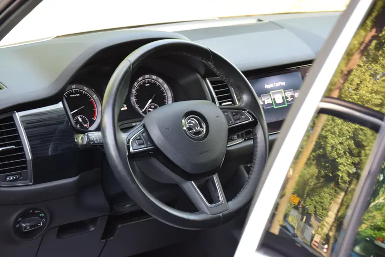 Skoda Kodiaq 1.4 TSI Style Business 7p. 7Persoons | Org. NL | BOVAG Garantie | Trekhaak | 360 Camera | Stoelverwarming | Full LED | Elektrische Koffelklep | Elektrisch Verstelbare Bestuurdersstoel | afbeelding 20