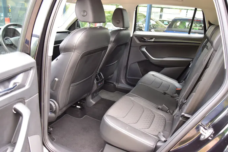 Skoda Kodiaq 1.5 TSI 150PK Limited Business Edition DSG Automaat | Org. NL | BOVAG Garantie | Adaptive Cruise Control | Elektrische Kofferklep | Full LED | Achteruitrijcamera | Dodehoekdetectie | afbeelding 7