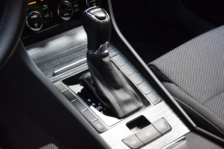 Skoda Superb Combi 1.5 TSI ACT Business Edition Plus | NL-Auto | BOVAG Garantie | Trekhaak | Virtual dashboard | Apple Carplay/Android Auto | Elektrische Bestuurdersstoel | Stoelverwarming | afbeelding 19