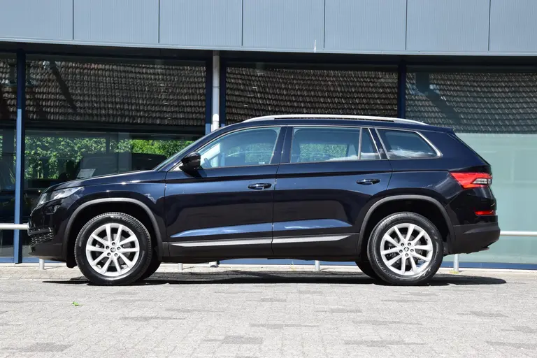 Skoda Kodiaq 1.5 TSI 150PK Limited Business Edition DSG Automaat | Org. NL | BOVAG Garantie | Adaptive Cruise Control | Elektrische Kofferklep | Full LED | Achteruitrijcamera | Dodehoekdetectie | afbeelding 4