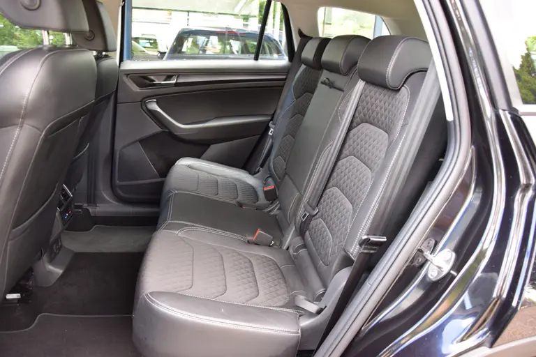 Skoda Kodiaq 1.5 TSI 150PK Limited Business Edition DSG Automaat | Org. NL | BOVAG Garantie | Adaptive Cruise Control | Elektrische Kofferklep | Full LED | Achteruitrijcamera | Dodehoekdetectie | afbeelding 8
