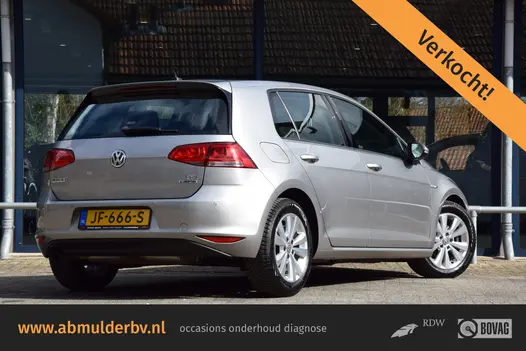 Volkswagen Golf 1.0 TSI Business Edition Connected DSG Automaat | Org. NL | BOVAG Garantie | Achteruitrijcamera | Navigatie | Cruise&Climate Control | All Season Banden | 16'' Velgen |