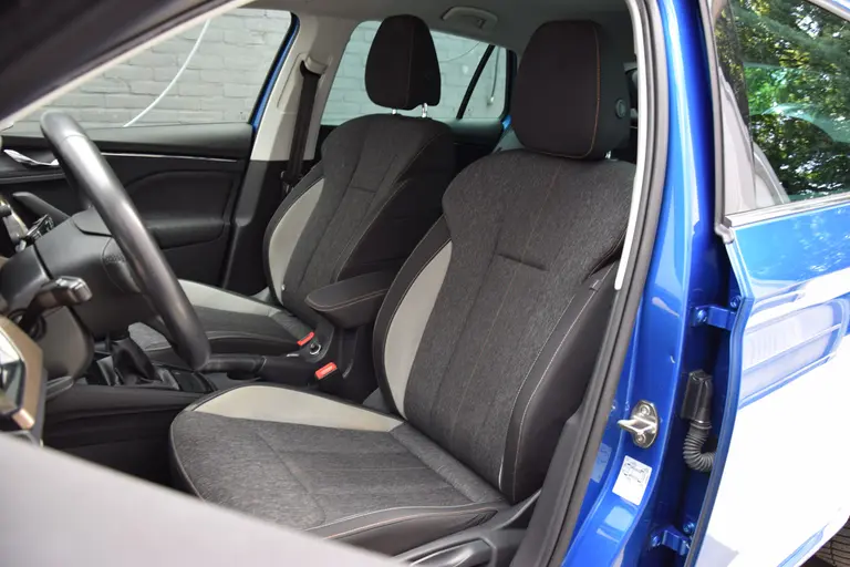 Skoda Scala 1.0 TSI 116PK First Edition | Org. NL | BOVAG Garantie | Trekhaak | Apple Carplay/Android Auto | Automatische Airco | Stoelverwarming | DAB | 18'' Velgen | PDC Achter | afbeelding 10