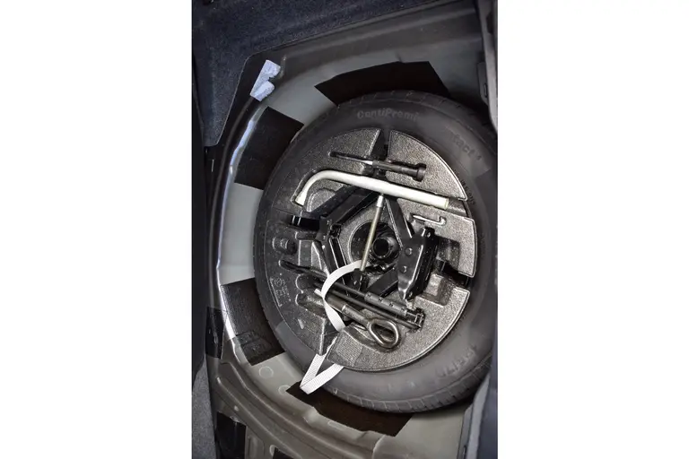 Volkswagen Polo 1.0 MPI Comfortline | BOVAG Garantie | All Season Banden | Parkeersensoren Achter | Speed Limiter | Bluetooth Telefoonverbinding | Goed Onderhouden | afbeelding 26