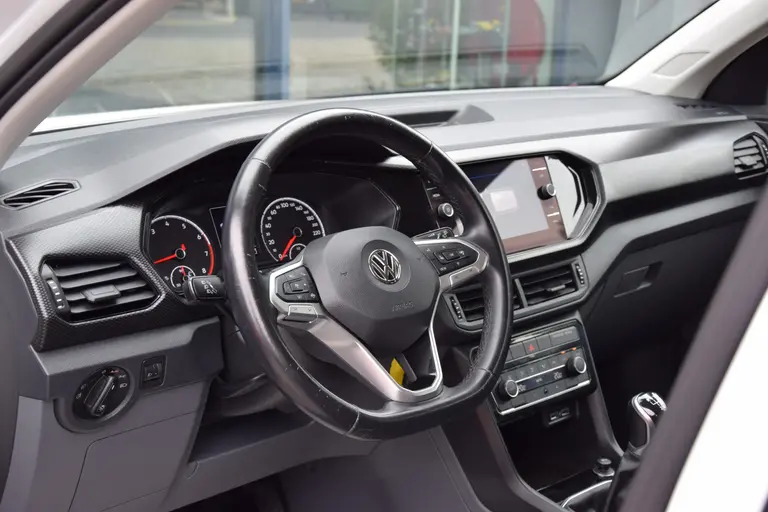 Volkswagen T-Cross 1.0 TSI 96PK Life Business | Org. NL | BOVAG Garantie | Adaptive Cruise Control | Climate Control | Parkeensensoren | Dodehoekdetectie | Apple Carplay/Android Auto | afbeelding 17