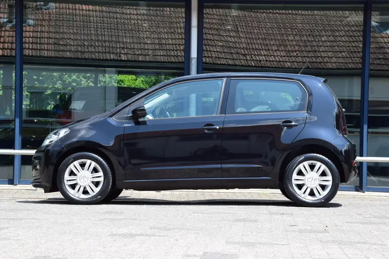Volkswagen up! 1.0 BMT high up! 60PK | Org. NL | BOVAG Garantie | Cruise Control | Airco | Bluetooth Telefoonverbinding | 15'' Velgen | Parkeersensoren Achter | LED Dagrijverlichting | afbeelding 4