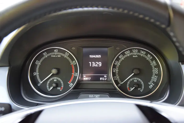 Skoda Fabia Combi 1.0 96PK TSI Business Edition | Org. NL | BOVAG Garantie | Apple Carplay/Android Auto | 16'' Velgen | PDC Achter | LED Dagrijverlichting | Cruise Control | Airconditioning | afbeelding 14