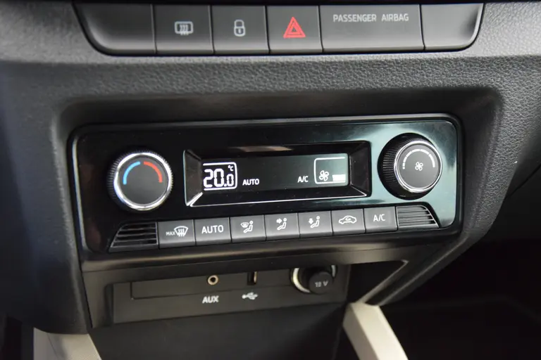 Skoda Fabia Combi 1.2 TSI Style | Org. NL | BOVAG Garantie | Trekhaak | Parkeersensoren Voor&Achter | Cruise&Climate Control | LED Dagrijverlichting | 15'' Velgen | afbeelding 22
