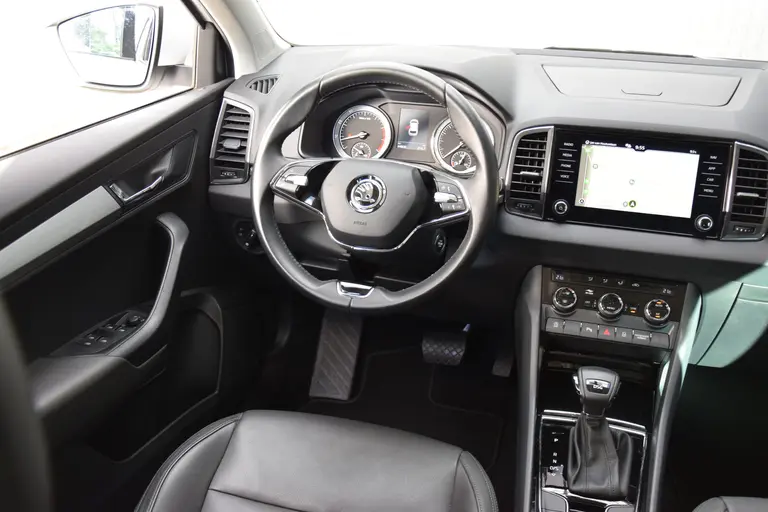 Skoda Karoq 1.5 TSI 150PK ACT Business Edition DSG Automaat | Org. NL | BOVAG Garantie | Trekhaak | Volledig Lederen Bekleding | Apple Carplay/Android Auto | PDC Voor&Achter | Cruise&Climate Control | afbeelding 7