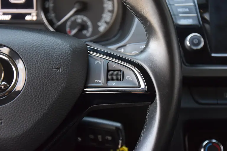 Skoda Fabia Combi 1.0 TSI 96PK Business Edition | Org. NL | BOVAG Garantie | Trekhaak | 16'' Velgen | Alle Season Banden | Apple Carplay/ Android Auto | PDC Achter | Cruise&Climate Control | afbeelding 19