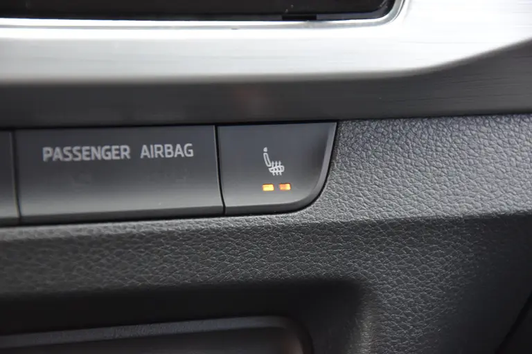 Skoda Fabia Combi 1.2 TSI Edition | Org. NL | BOVAG Garantie | 1e Eigenaar | Parkeersensoren Achter | 16'' Velgen | Stoelverwarming | Airco | Cruise Control | DAB Radio | afbeelding 21