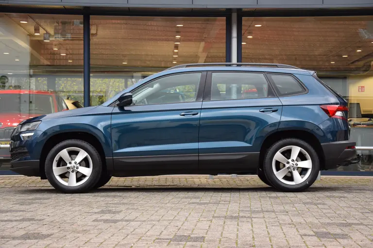 Skoda Karoq 1.5 TSI 150PK ACT Ambition Business DSG Automaat | NL-Auto | BOVAG Garantie | Trekhaak | Cruise & Climate Control | Navigatie | PDC Voor&Achter | Apple Carplay/ Android Auto | afbeelding 4