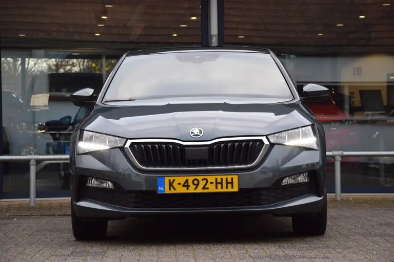 Skoda Scala 1.0 TSI 111PK Sport Business | Org. NL | BOVAG Garantie | Trekhaak (wegklapbaar) | Lederen Bekleding | Panoramadak | Virtual Cockpit | Achteruitrijcamera | Navigatie | Full LED | afbeelding 12