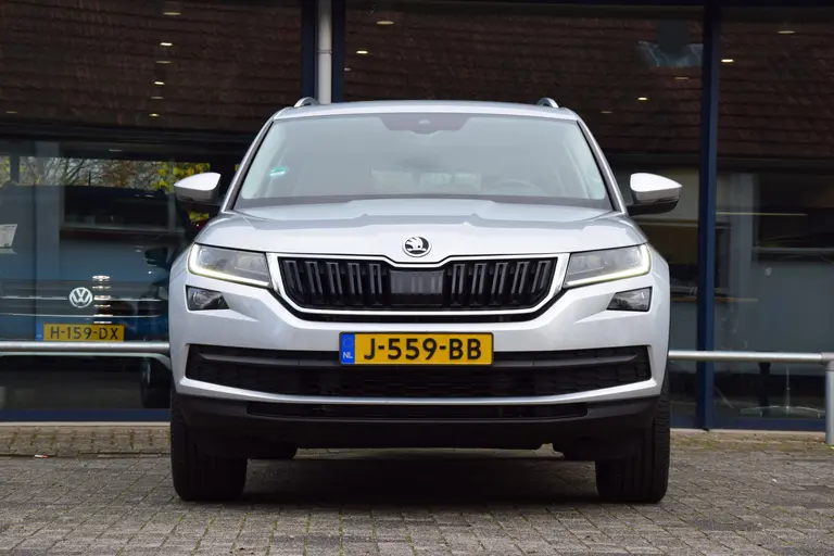 Skoda Kodiaq 1.5 TSI 150PK Business Edition 7-Persoons DSG Automaat | incl. BOVAG Garantie | NL-Auto | Adaptive Cruise Control | Achteruitrijcamera | Stoelverwarming | Navigatie | Full LED | Apple Carplay / Andoid Auto | afbeelding 12