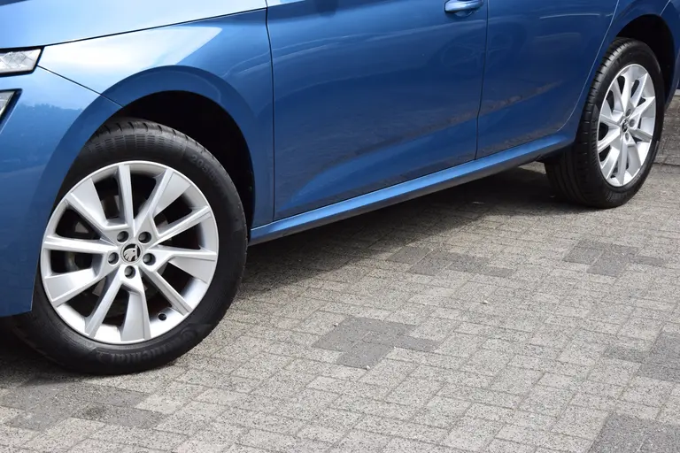 Skoda Kamiq 1.0 TSI 116PK Sport Business DSG Automaat | BOVAG Garantie | Org. NL | Sportstoelen | Stoelverwarming | Cruise&Climate Control | PDC Achter | Apple Carplay/ Android Auto | afbeelding 16