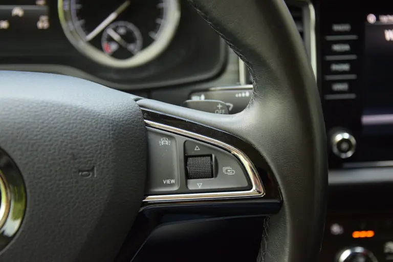 Skoda Kodiaq 1.5 TSI 150PK Limited Business Edition DSG Automaat | Org. NL | BOVAG Garantie | Adaptive Cruise Control | Elektrische Kofferklep | Full LED | Achteruitrijcamera | Dodehoekdetectie | afbeelding 25