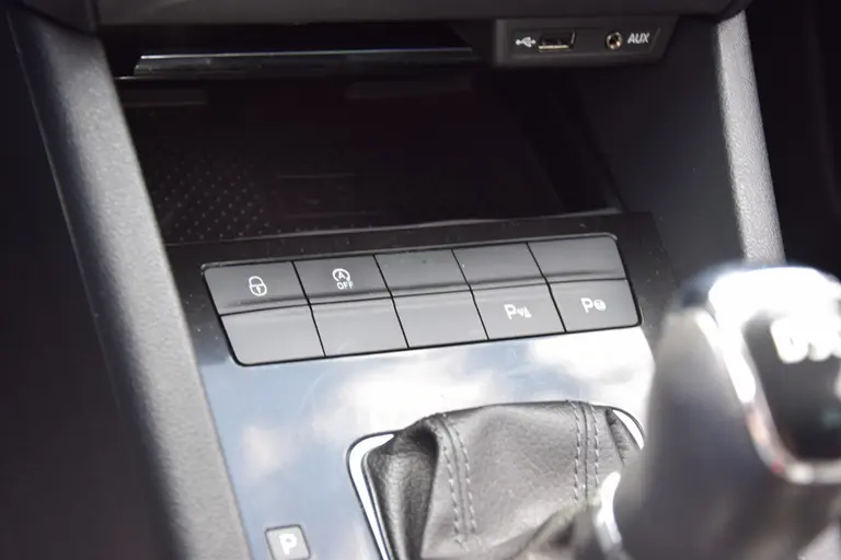 Skoda Octavia Combi 1.0 TSI Greentech Style Business | Org. NL | BOVAG Garantie | Full LED | Half Leder | PDC Voor&Achter | Stoelverwarming | Sportstuur | Cruise Control | afbeelding 27