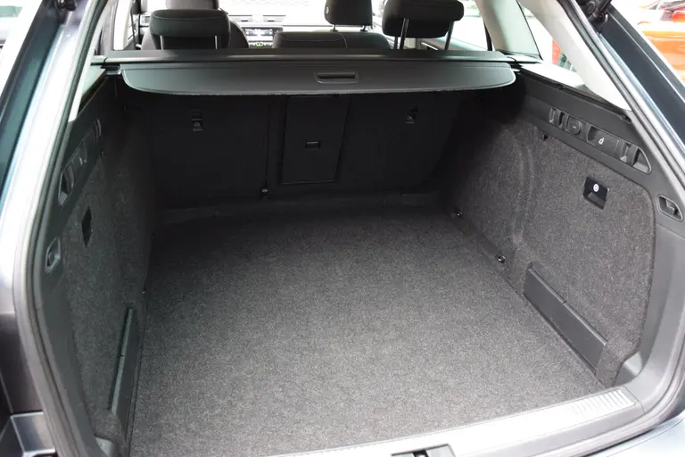 Skoda Superb Combi 1.5 TSI 150PK ACT Business Edition DSG Automaat | Org. NL | BOVAG Garantie | Trekhaak | Apple Carplay/Android Auto | Full LED | PDC Achter | Cruise&Climate Control | afbeelding 30