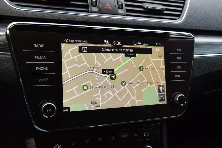 Skoda Superb Combi 1.5 TSI ACT Business Edition Plus | NL-Auto | BOVAG Garantie | Trekhaak | Virtual dashboard | Apple Carplay/Android Auto | Elektrische Bestuurdersstoel | Stoelverwarming | afbeelding 22