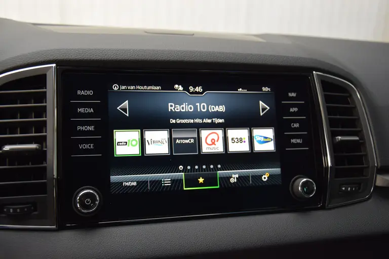 Skoda Karoq 1.5 TSI 150PK ACT Business Edition DSG Automaat | Org. NL | BOVAG Garantie | Trekhaak | Volledig Lederen Bekleding | Apple Carplay/Android Auto | PDC Voor&Achter | Cruise&Climate Control | afbeelding 24