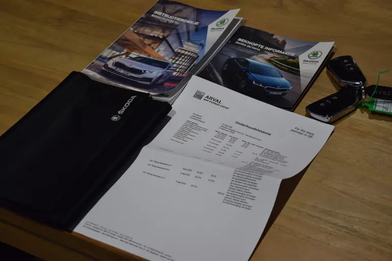 Skoda Octavia Combi 1.4 TSI iV 150PK PHEV Business Edition | Org. NL | BOVAG Garantie | Plug in Hybride | Virtual Cockpit | Navigatie | Full LED | PDC Voor&Achter | Elektrische Kofferklep | afbeelding 14