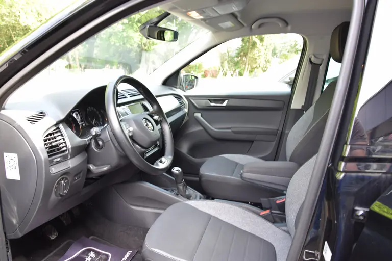 Skoda Fabia Combi 1.0 TSI 96PK Business Edition | Org. NL | BOVAG Garantie | Apple Carplay/Android Auto | 16'' Velgen | PDC Achter | LED Dagrijverlichting | Cruise Control | afbeelding 9