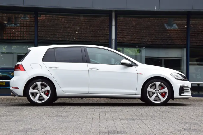 Volkswagen Golf 2.0 TSI 245PK GTI Performance DSG Automaat | Org. NL | BOVAG Garantie | Virtual Cockpit | Full LED | Adaptive Cruise Control | Flippers | PDC Voor&Achter | afbeelding 5