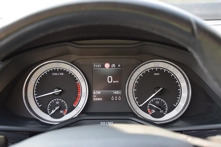 Skoda Superb Combi 1.5 TSI ACT 150PK Business Edition DSG Automaat | Org. NL | BOVAG Garantie | Apple Carplay/Android Auto | Elektrische Bestuurdersstoel | Verwarmde voorruit / Stoelen | afbeelding 15