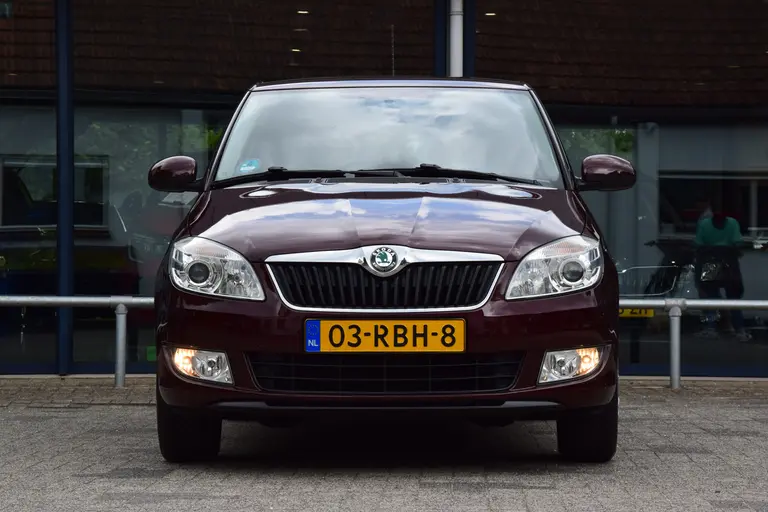 Skoda Fabia 1.2 TSI Ambition | Org. NL | Incl. Nieuwe APK | Trekhaak | Cruise Control | Airco | All Season Banden | Radio/CD/AUX | Slechts 109.000KM NAP! | afbeelding 11