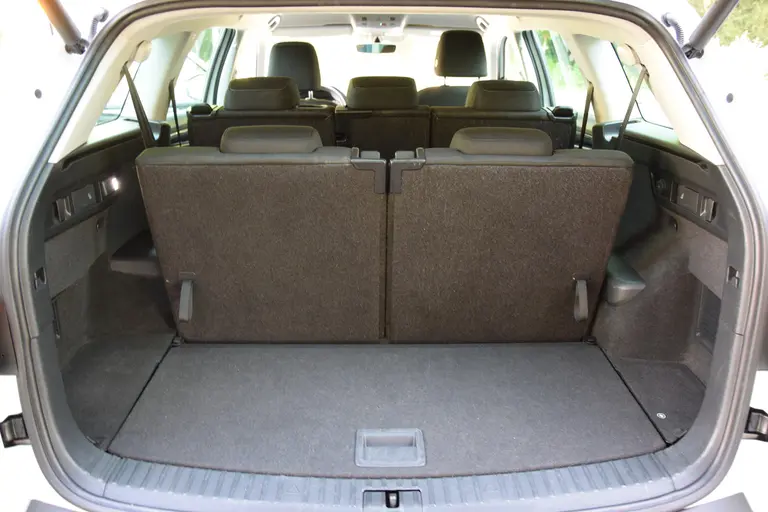 Skoda Kodiaq 1.4 TSI Style Business 7p. 7Persoons | Org. NL | BOVAG Garantie | Trekhaak | 360 Camera | Stoelverwarming | Full LED | Elektrische Koffelklep | Elektrisch Verstelbare Bestuurdersstoel | afbeelding 32