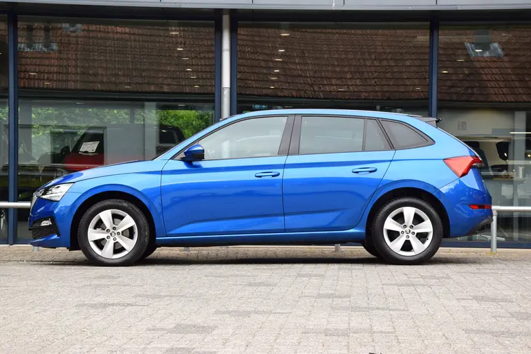Skoda Scala 1.0 TSI 116PK Sport Business DSG Automaat | Org. NL | BOVAG Garantie | Panoramadak | Virtual Cockpit | PDC Achter | Full LED | Sportstoelen | Flippers |  Navi | Carplay | afbeelding 4