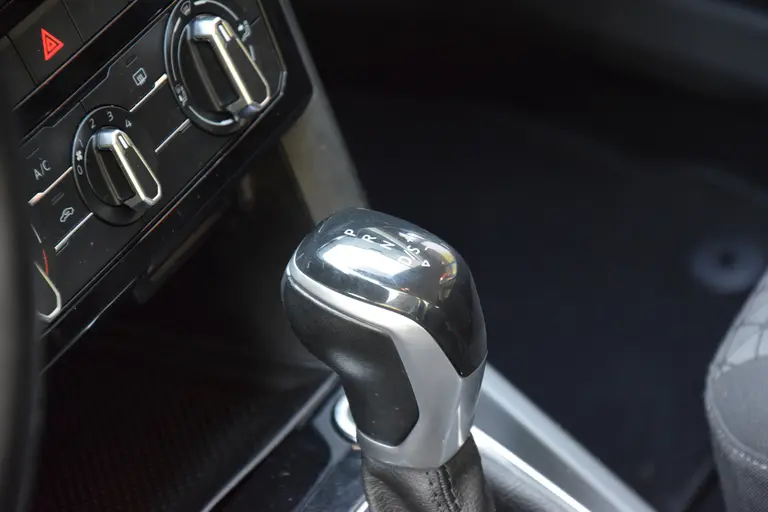 Volkswagen T-Cross 1.0 TSI 116PK Life DSG Automaat | Org. NL | BOVAG Garantie | Navigatiesysteem | Parkeersensoren | Adaptive cruise control | PDC Voor&Achter | Carplay | Navigatie | afbeelding 18