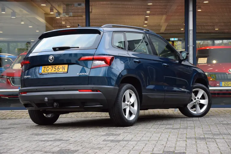 Skoda Karoq 1.5 TSI 150PK ACT Ambition Business DSG Automaat | NL-Auto | BOVAG Garantie | Trekhaak | Cruise & Climate Control | Navigatie | PDC Voor&Achter | Apple Carplay/ Android Auto | afbeelding 2