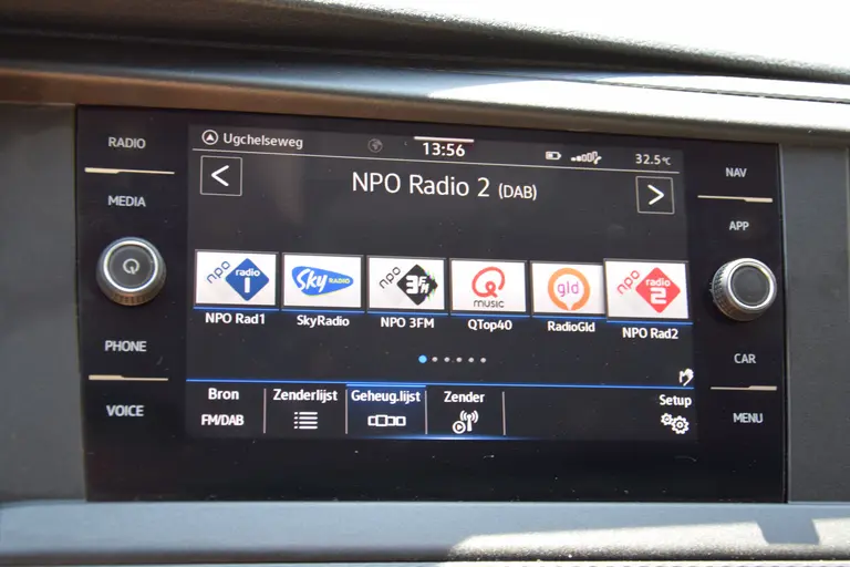 Volkswagen Transporter 2.0 TDI L2H1 Highline DSG Automaat 3-zits (3 persoons) | Org. NL | BPM Vrij | Trekhaak | LED | Adaptive Cruise Control | PDC V+A incl. Camera | Voorruit verwarming | DAB+ | Lichtmetalen velgen 17" | afbeelding 21