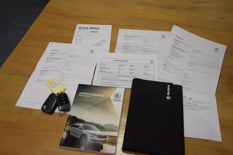Skoda Kodiaq 1.5 TSI 150PK Business Edition | BOVAG Garantie | Org. NL | Trekhaak | Achteruitrijcamera | 18'' Velgen Met All Season Banden | Full LED | Cruise&Climate Control | afbeelding 15