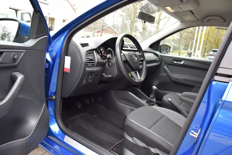 Skoda Fabia Combi 1.0 TSI 96PK Business Edition | Org. NL | BOVAG Garantie | Navigatie | Apple Carplay/Android Auto | 16'' Velgen | PDC Achter | LED Dagrijverlichting | Cruise Control | afbeelding 9