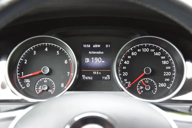 Volkswagen GOLF Variant 1.4 TSI Highline DSG Automaat | Org. NL | Trekhaak | Achteruitrijcamera | Navigatie | Alcantara Bekleding | 18'' Velgen | Cruise & Climate Control | Bluetooth | afbeelding 13