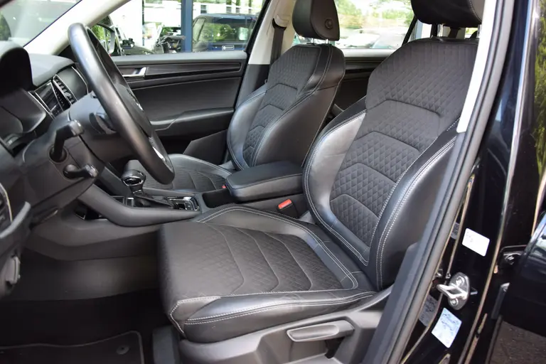 Skoda Kodiaq 1.5 TSI 150PK Limited Business Edition DSG Automaat | Org. NL | BOVAG Garantie | Adaptive Cruise Control | Elektrische Kofferklep | Full LED | Achteruitrijcamera | Dodehoekdetectie | afbeelding 10